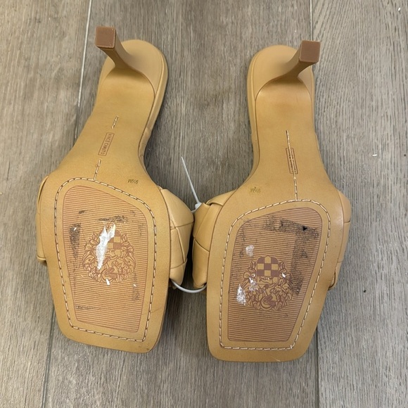 NEW! Vince Camuto Light Brown Brelanie Sandal - Size 9.5 - Picture 12 of 13